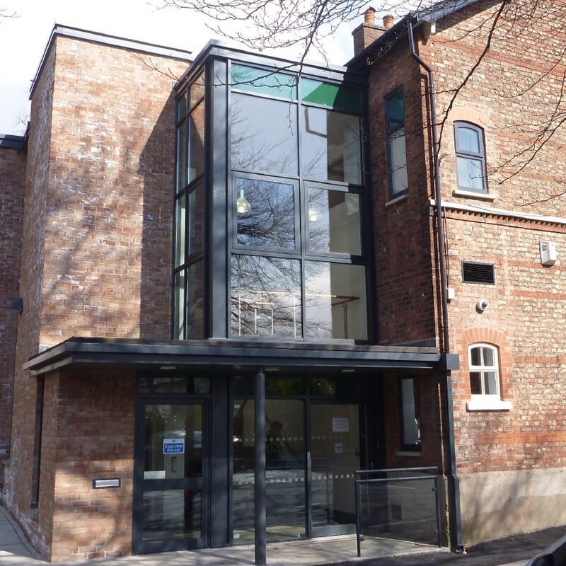 Visit our clinic at Kenmore medical centre in Wilmslow